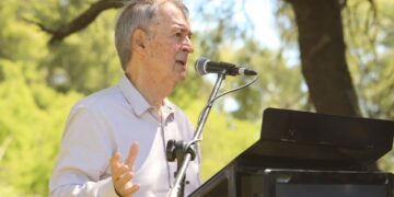 Schiaretti: “Dejen de meternos las manos en el bolsillo a los cordobeses”