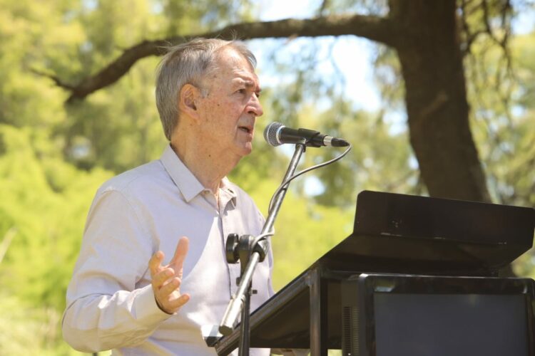 Schiaretti: “Dejen de meternos las manos en el bolsillo a los cordobeses”