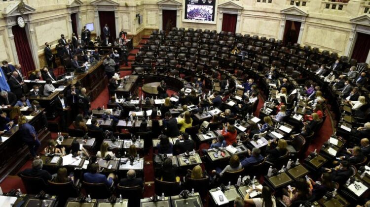 Juntos por el Cambio profundiza su resistencia al tratamiento de 116 DNU del Gobierno