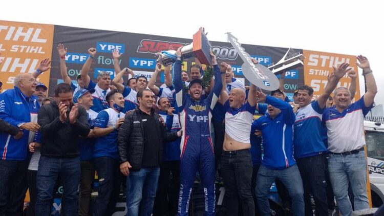 Canapino se coronó campeón del Súper TC2000