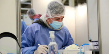 Hubo 6 muertes y 1.092 nuevos contagios en Argentina