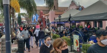 Unos 3,5 millones de turistas recorrieron el país el fin de semana largo