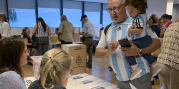 Más de 400.000 ciudadanos argentinos votarán desde el exterior