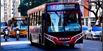 La UTA levantó el paro previsto para este viernes al llegar a acuerdo con la patronal