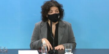 Vizzotti advirtió que la población debe inmunizarse con dos dosis antes del otoño