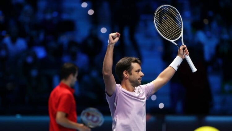 Zeballos volvió a ganar y está a un paso de las semifinales