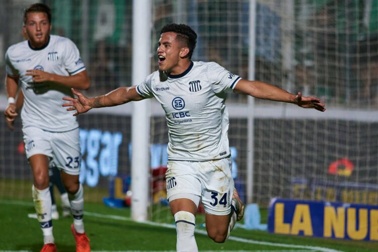Talleres, con "mix" de suplentes y titulares, ganó en Junín y espera afilado a Boca