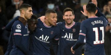 Doblete de Messi en la victoria de PSG contra Brujas