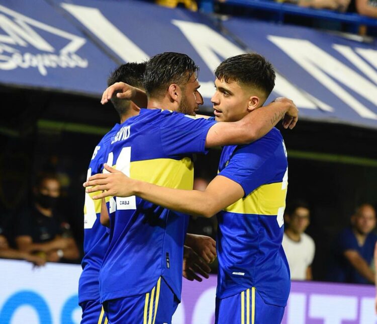 Boca goleó ocho a uno a Central Córdoba y se despidió con una fiesta en la Bombonera