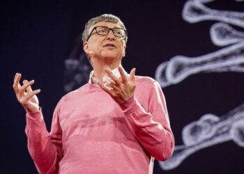 Bill Gates sobre ómicron: “Podríamos estar entrando en la peor parte de la pandemia”