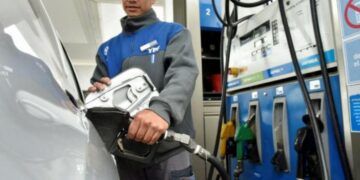 Alerta el abastecimiento de combustible en las estaciones de servicio tras una crisis sistémica