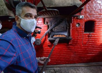 Un pan mucho más que dulce: lanzaron un proyecto para producir panes dulces solidarios