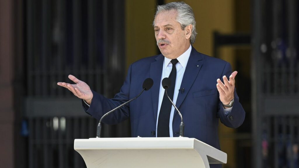 Alberto Fernández: “Lo que uno debe hacer es escuchar, no disparar tiros”