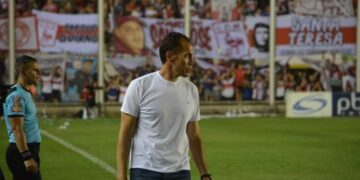 Presentaron oficialmente a Lucas Bovaglio como el nuevo DT de Instituto