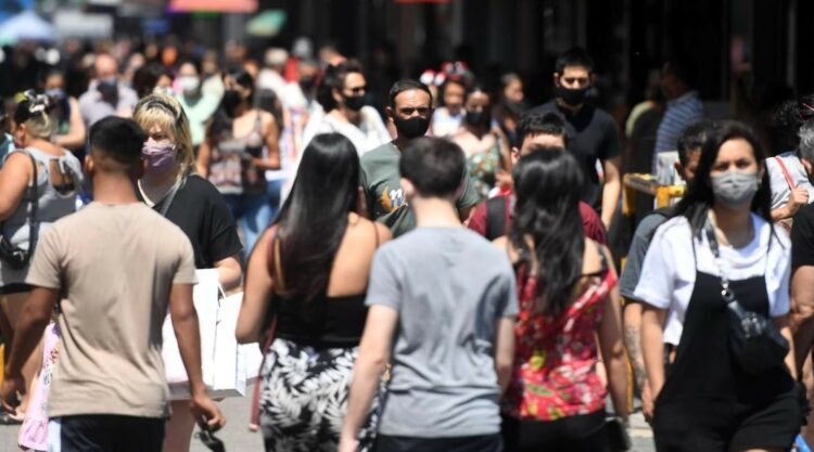 Nuevo pico de contagios: reportaron más de 20.000 casos positivos