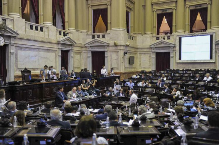 El FdT obtuvo dictamen y hoy buscará aprobar el Presupuesto 2022 en Diputados