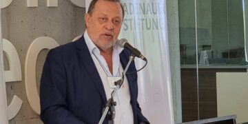 Santos tildó al Presupuesto de ser un «camino al populismo»