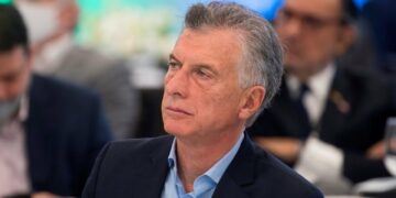 Macri escribió sobre “las mentiras y decisiones equivocadas del Gobierno”