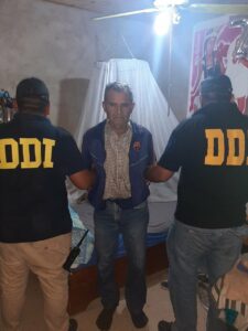 Buscaban a una mujer y su cuerpo apareció envuelto en una bolsa