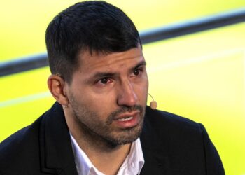 Tras su retiro, el “Kun” recibió una catarata de mensajes de apoyo