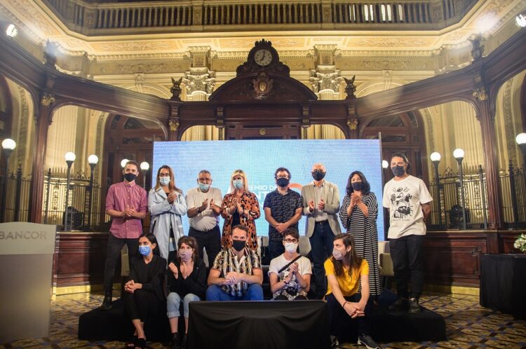 Bancor entregó premios a artistas cordobeses