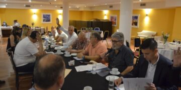 Federación de trabajadores estatales rechaza políticas de reforma laboral