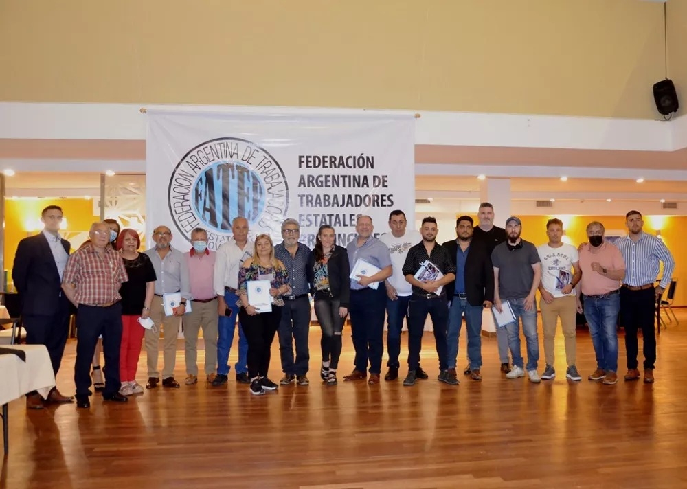 Federación de trabajadores estatales rechaza políticas de reforma laboral