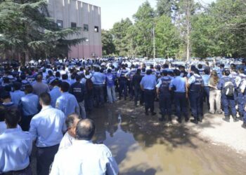 acuartelamiento policías