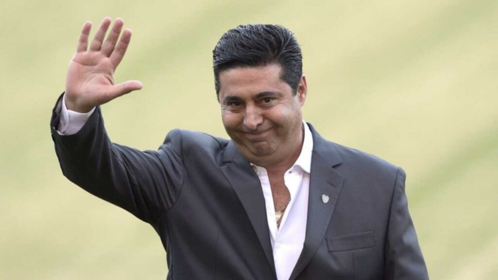 Angelici, uno de los anotados para la explotación del negocio