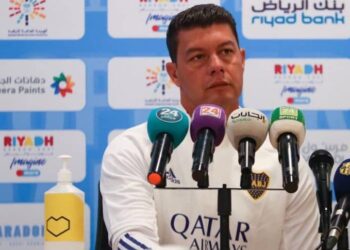 Battaglia define el equipo de Boca para jugar con Barcelona