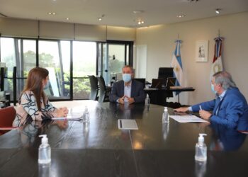 Anuncian bono navideño de $8.000 para beneficiarios de la Tarjeta Social