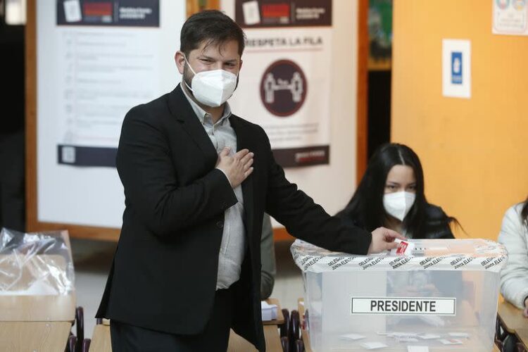 Gabriel Boric gana en segunda vuelta y será el nuevo presidente de Chile