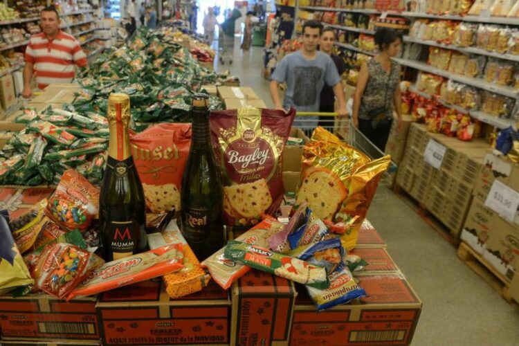 Este año, la canasta navideña supera la línea de los $ 3.000