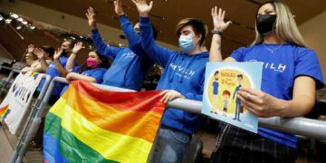 Aprueban el matrimonio igualitario en Chile