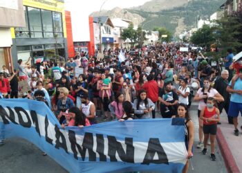 La Legislatura de Chubut aprobó la derogación de la ley de zonificación minera