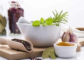 Seis consejos para mejorar el gusto de los alimentos sin la necesidad de usar sal