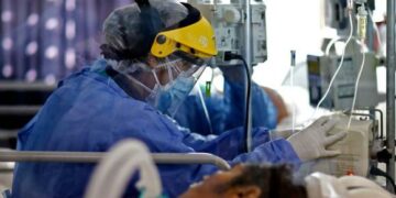 Reportaron 19 muertos y 5.301 nuevos contagios de coronavirus