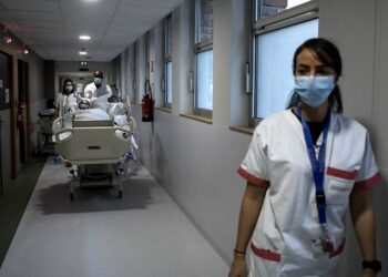 Pronunciado aumento de la curva de casos positivos de coronavirus en el fin de año