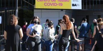 Reportaron 4 muertos y 3.254 nuevos contagios de coronavirus