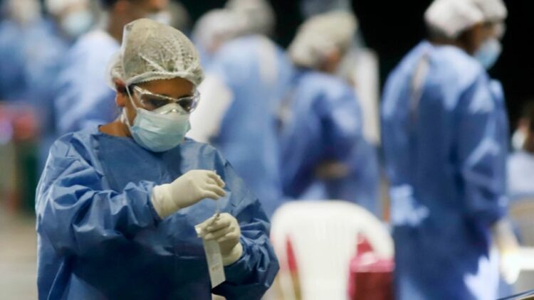 Reportaron 100 muertos y 12.664 nuevos contagios de coronavirus