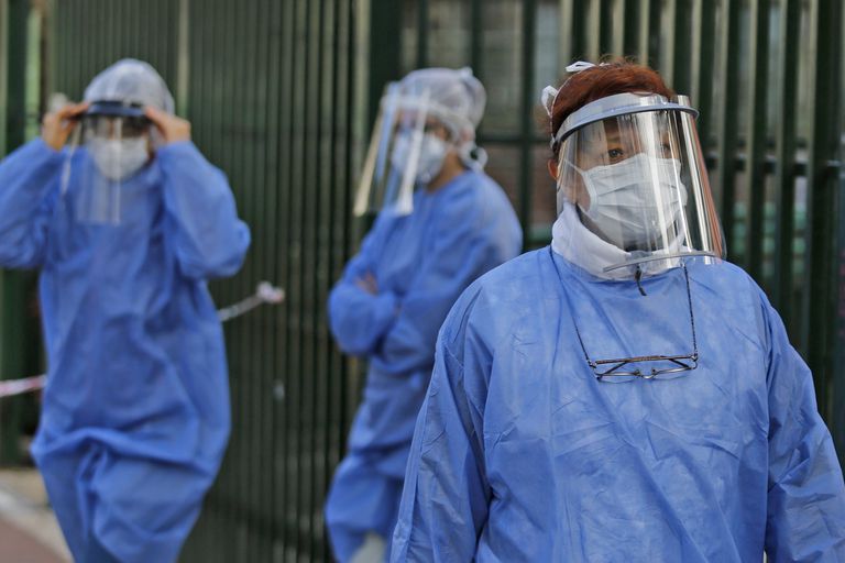 Se reportaron tres muertos y 1.294 nuevos contagios de coronavirus
