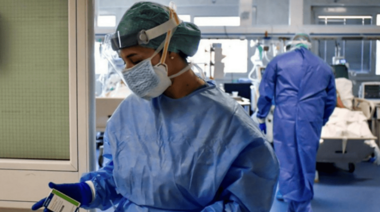 Reportaron 34 fallecidos y 2.477 nuevos contagios de coronavirus