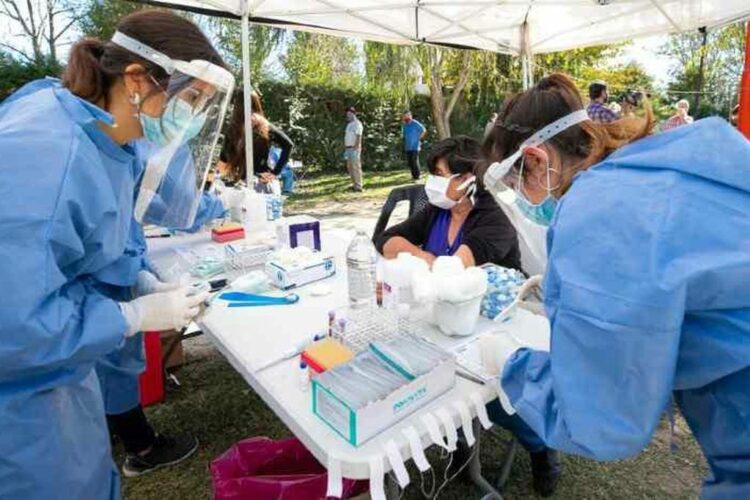 Reportaron ocho muertos y 1.881 nuevos contagios de coronavirus