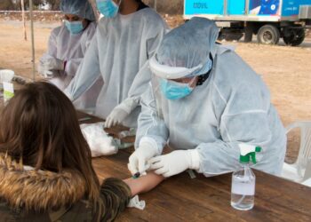 Se confirmaron 71 casos nuevos y un fallecimiento en la provincia