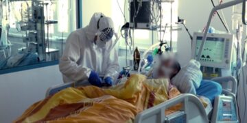 Anticipan que Ómicrom será la cepa dominante en Europa