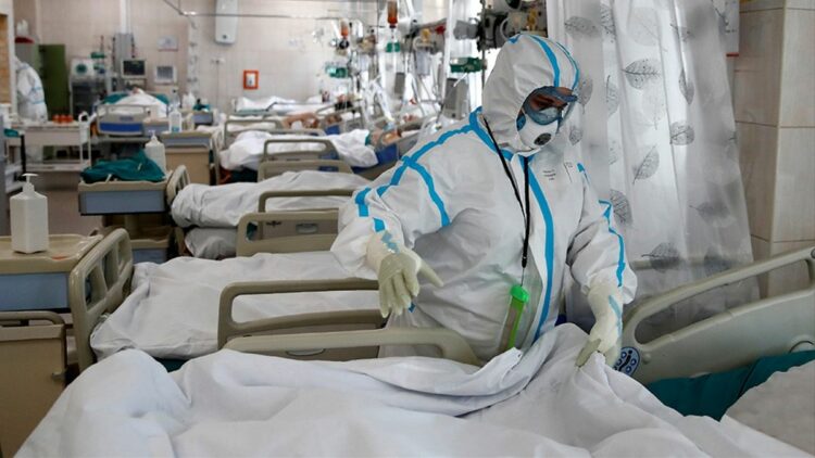 Un estudio confirma que la mayoría de los internados en terapia intensiva carecen de la vacunación completa