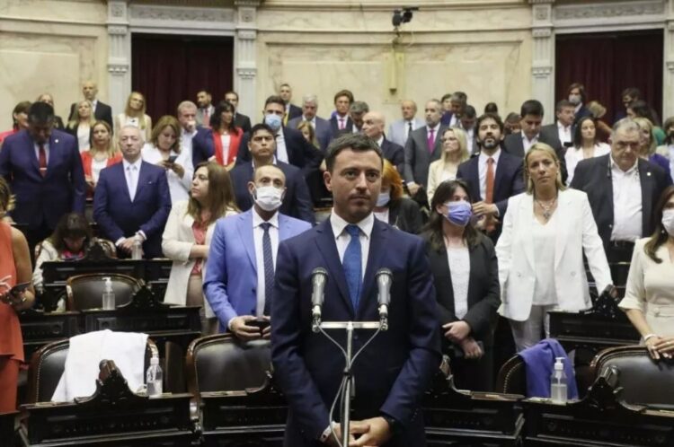 Reprueban la presión tributaria acordada con los gobernadores