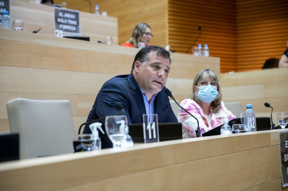 Con descalificaciones y portazos recrudece la interna local de JxC
