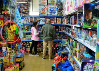 Este jueves se realiza la “Noche de las Jugueterías” en Córdoba