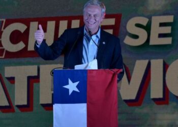 Kast amenaza con judicializar el ballottage en Chile